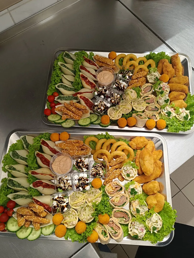 Cena: 220 zł zadzwoń i zamów: 605 416 721 / 32 225 62 43 – U KNOPKA